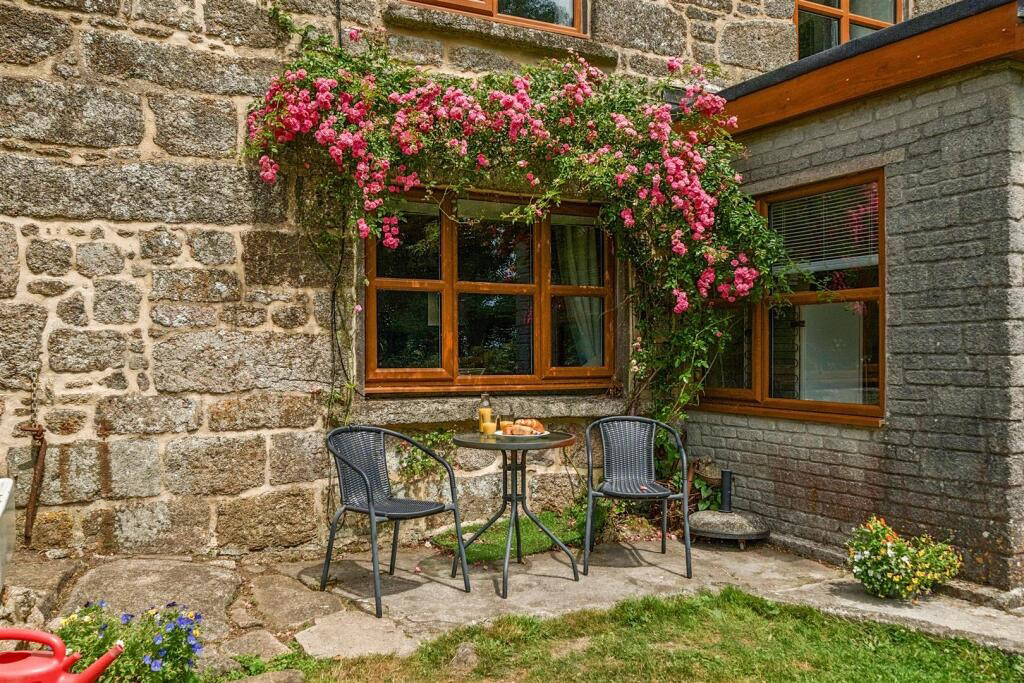 Farmhouse with Land, Sithney, Helston, photo 20