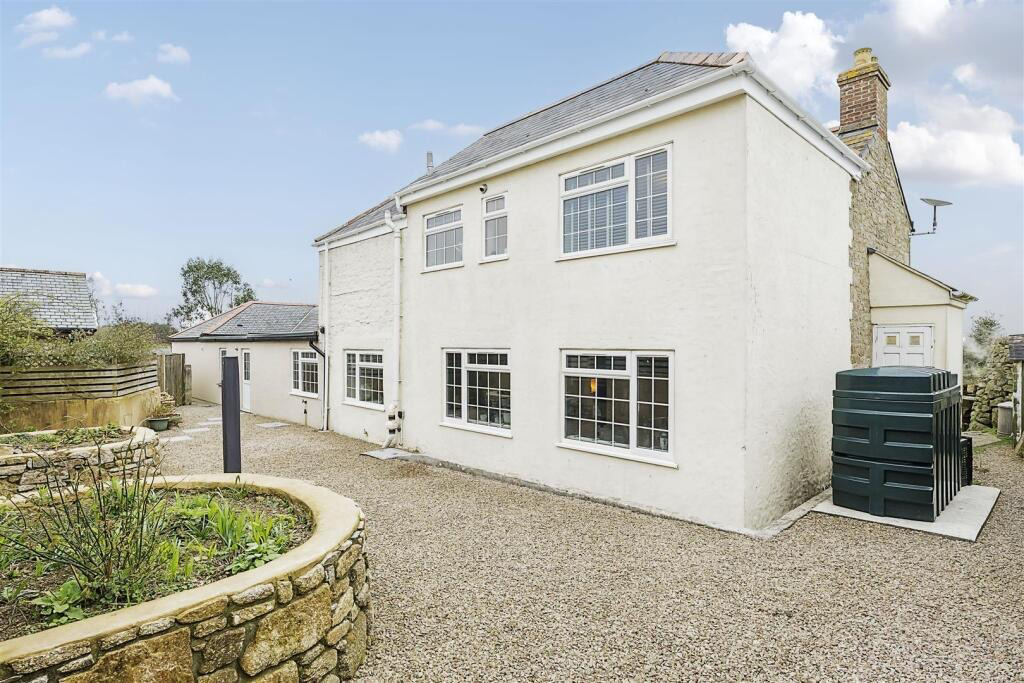 Large family home with stunning views - Coverack Bridges, photo 20
