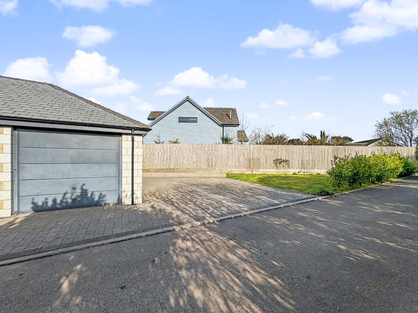 Leedstown, Beautiful Three Bedroom detached Bungalow in the Heart the village, photo 24