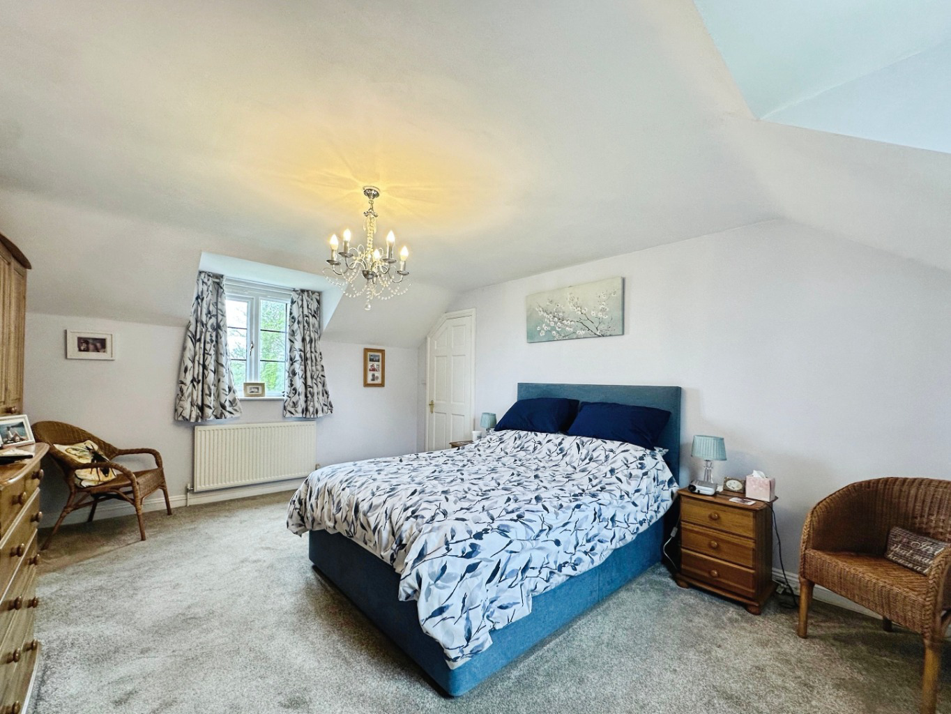 Near Manaccan, Well presented, spacious home, photo 13
