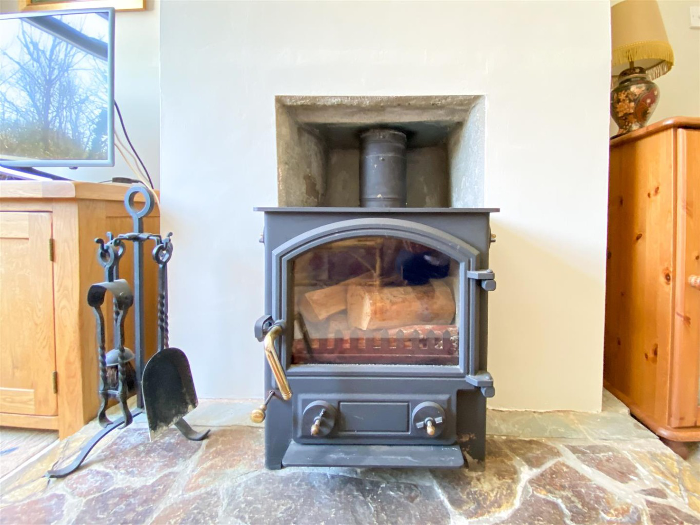 Gweek, Two bed home in village location, photo 8