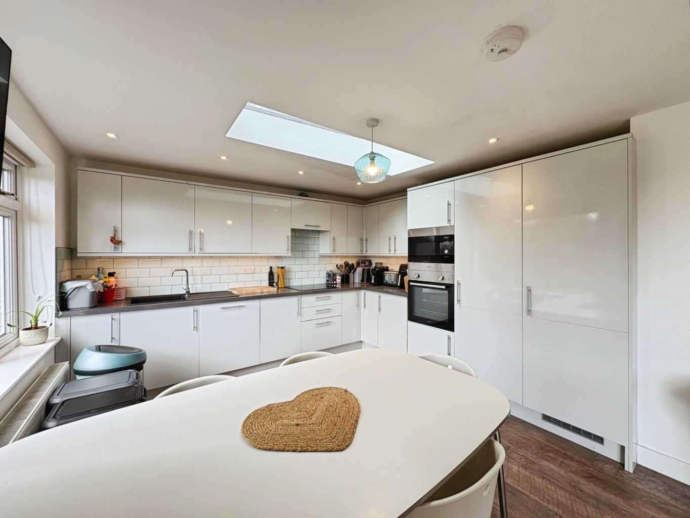 Lanner, Versatile bungalow with generous garden, photo 5