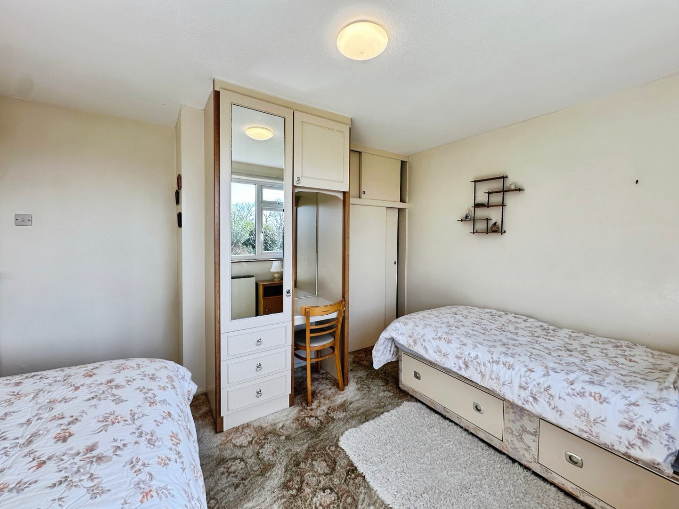 Kuggar, Detached bungalow with potential and no chain, photo 17