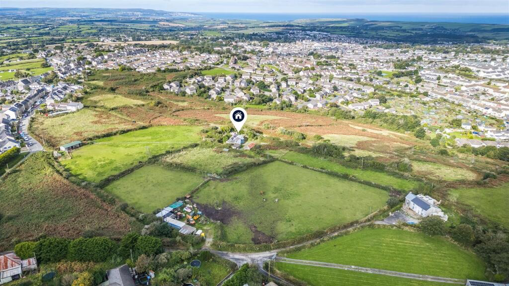 Beacon, Charming semi-detached cottage with land, photo 38