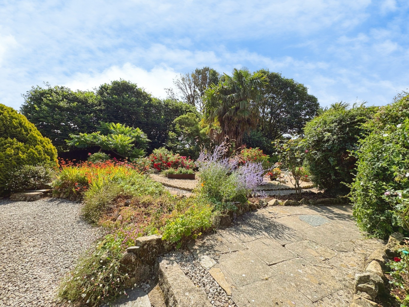 Near Goldsithney, Barn conversion in rural setting, photo 26