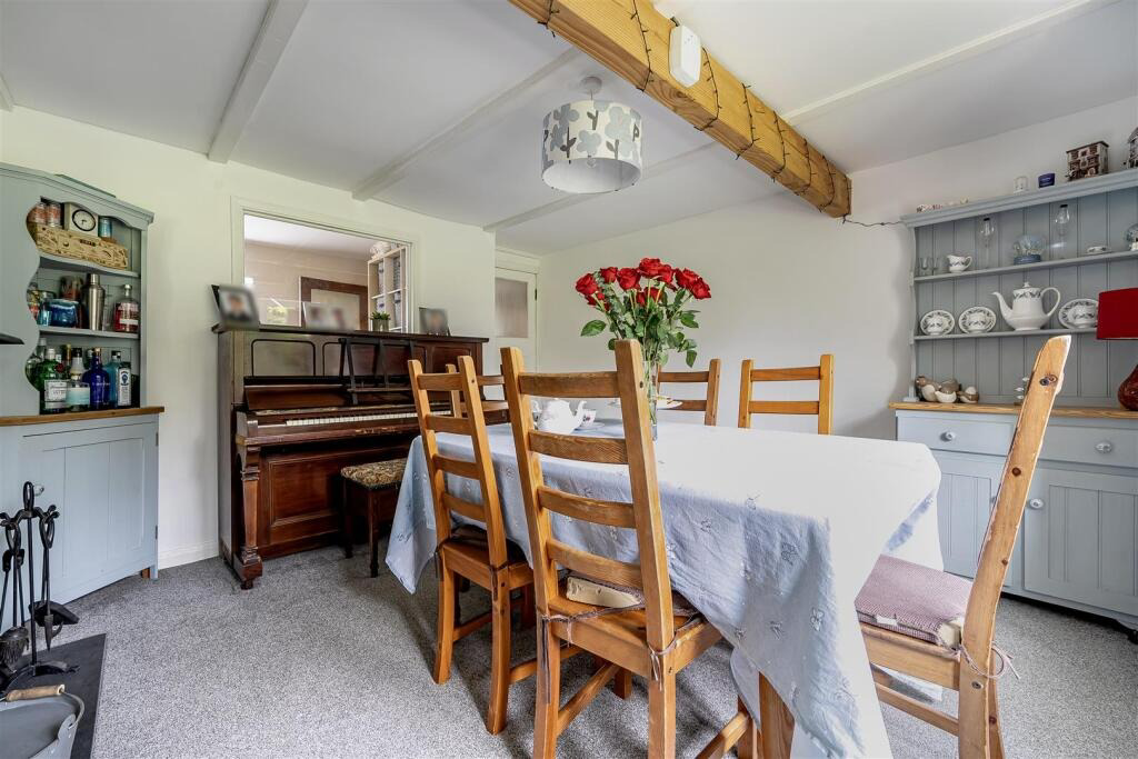 Farmhouse with Land, Sithney, Helston, photo 11