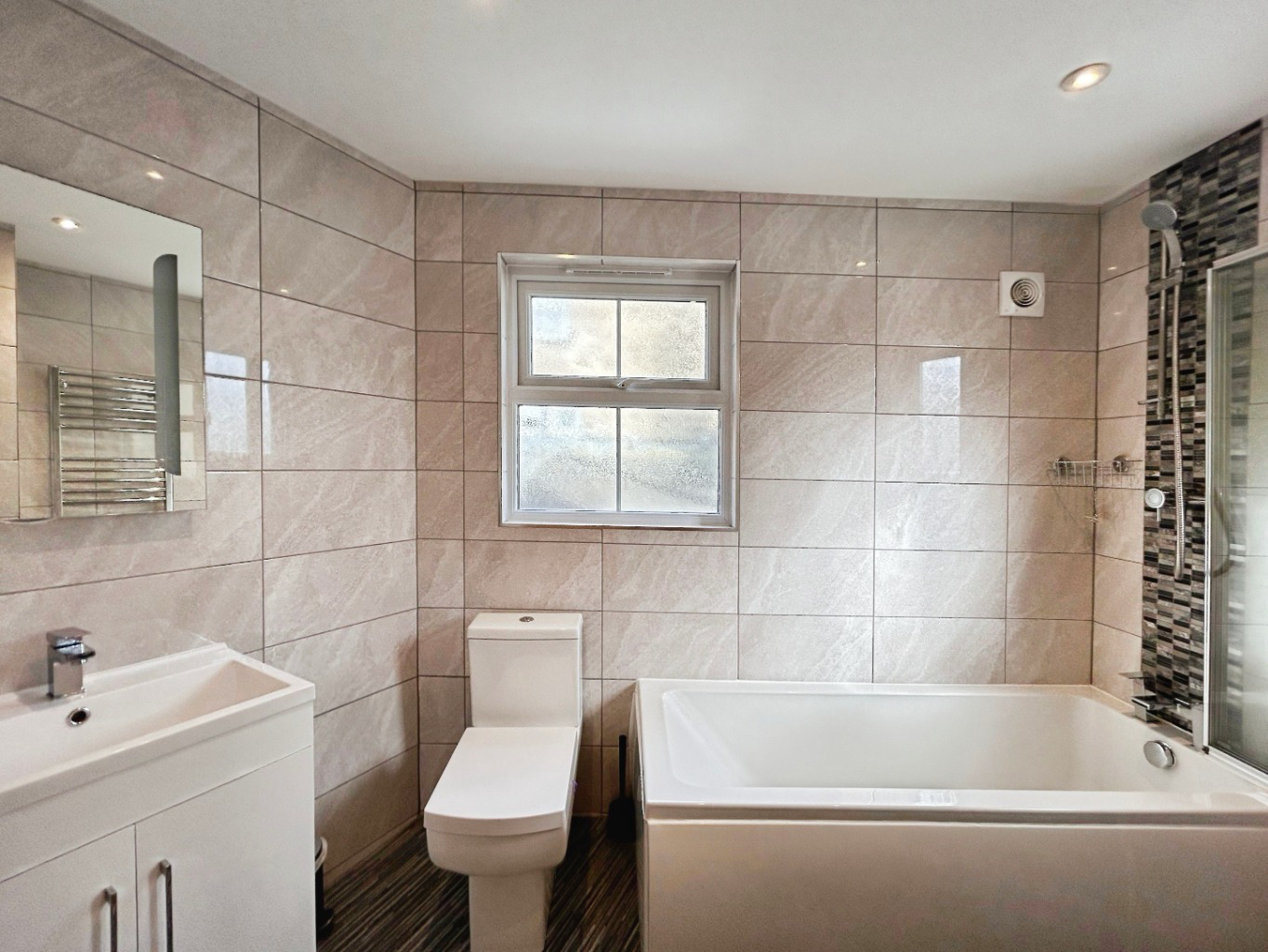 St Ives, Three Bedroom House in Central Location, photo 15