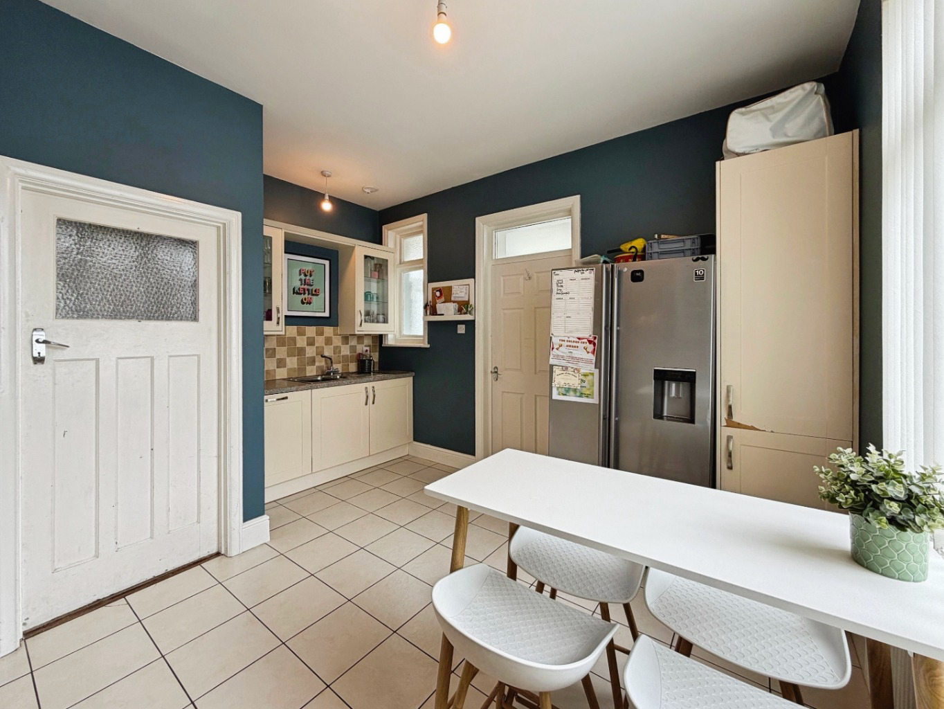 Helston, Spacious four bed family home, photo 7