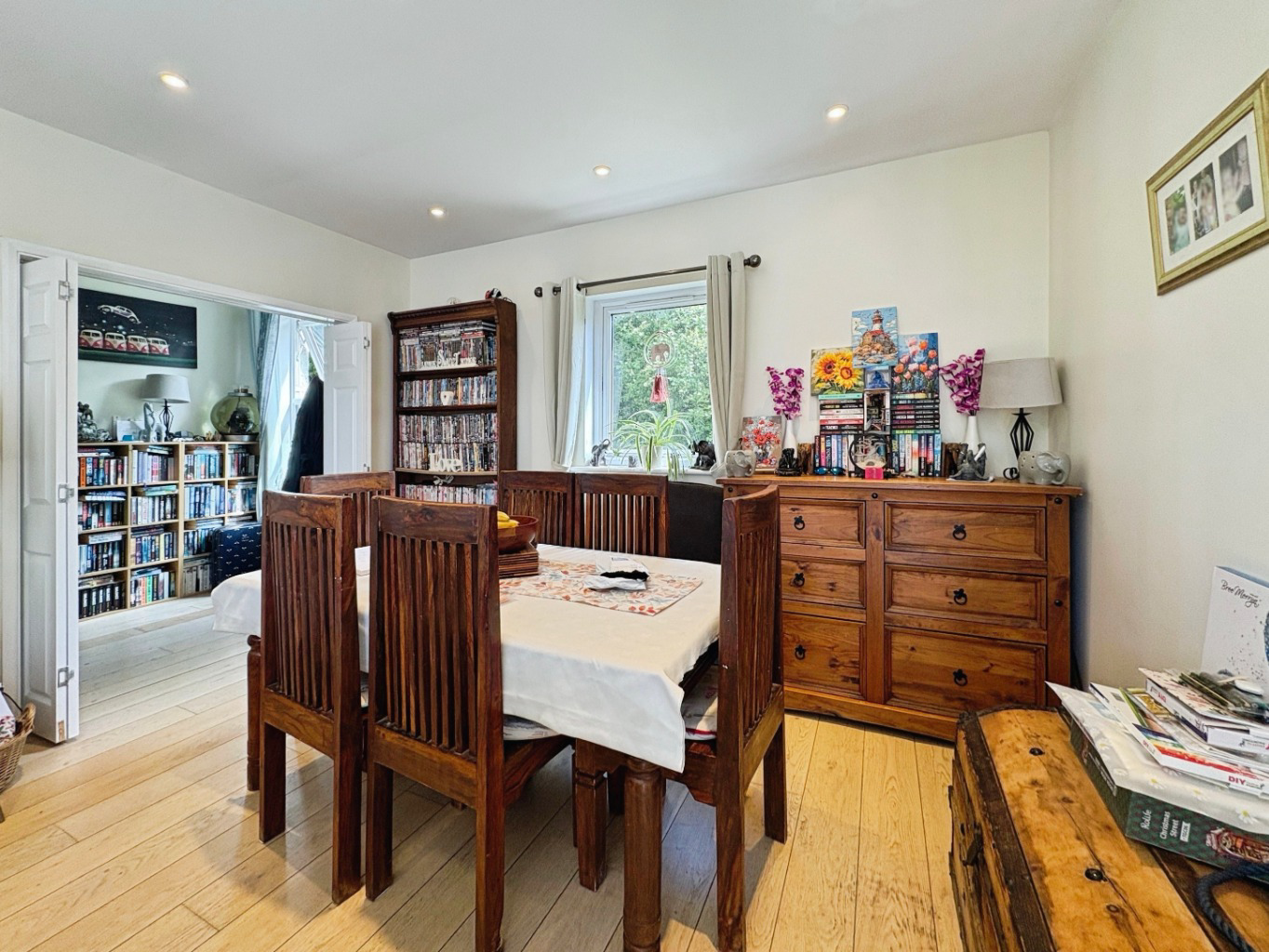 Mullion, Spacious home set within generous grounds, photo 3