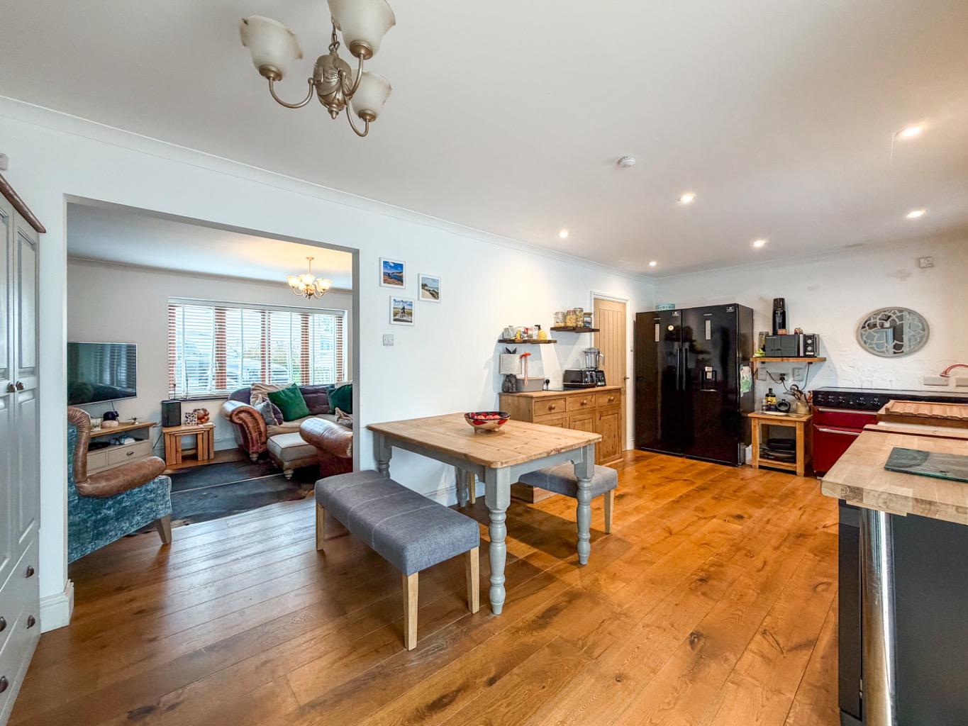 Gulval, Spacious home on generous corner plot, photo 5