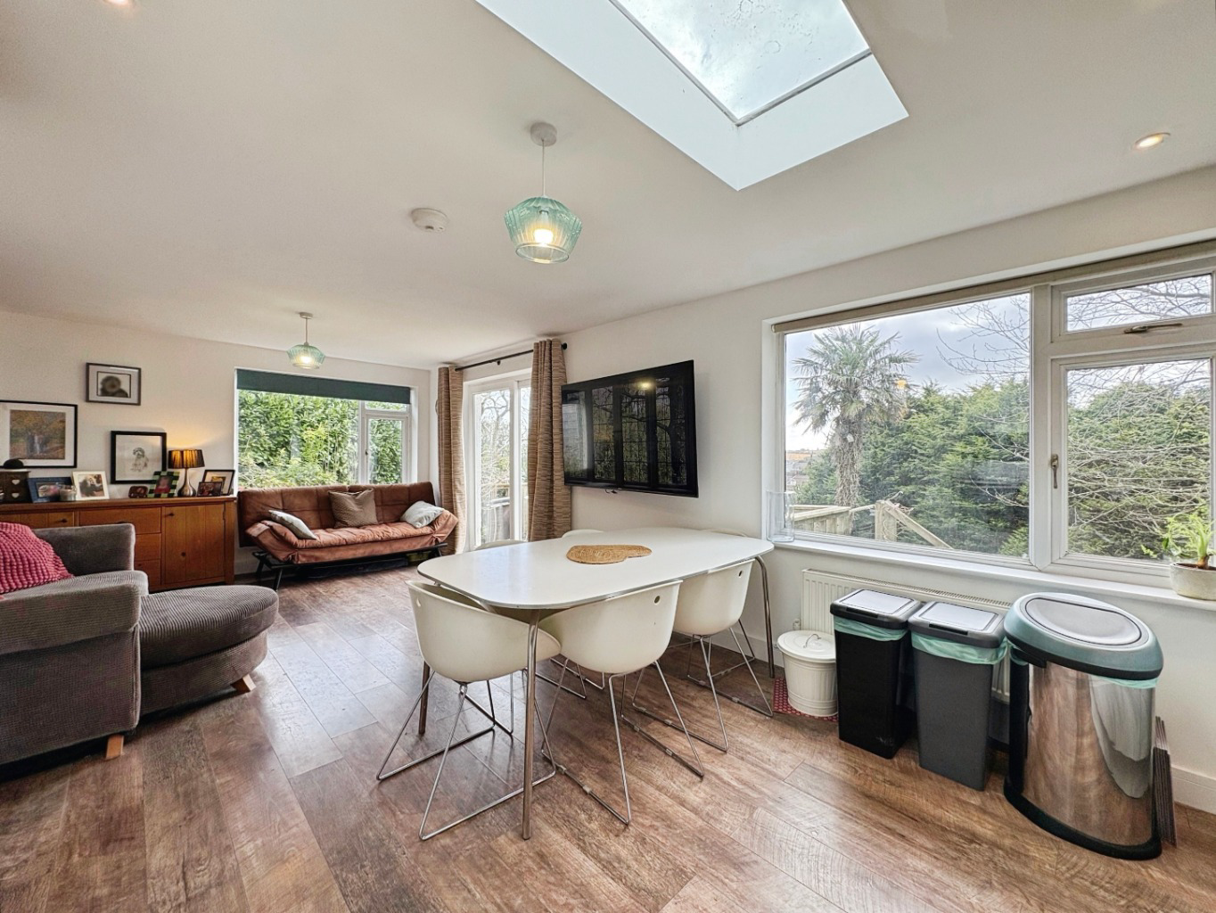 Lanner, Versatile bungalow with generous garden, photo 8