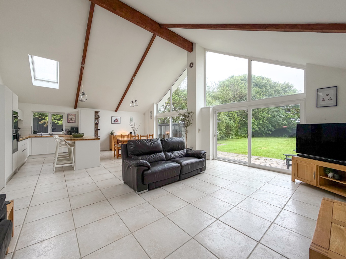 Leedstown, Impressive and spacious four bed home, photo 7
