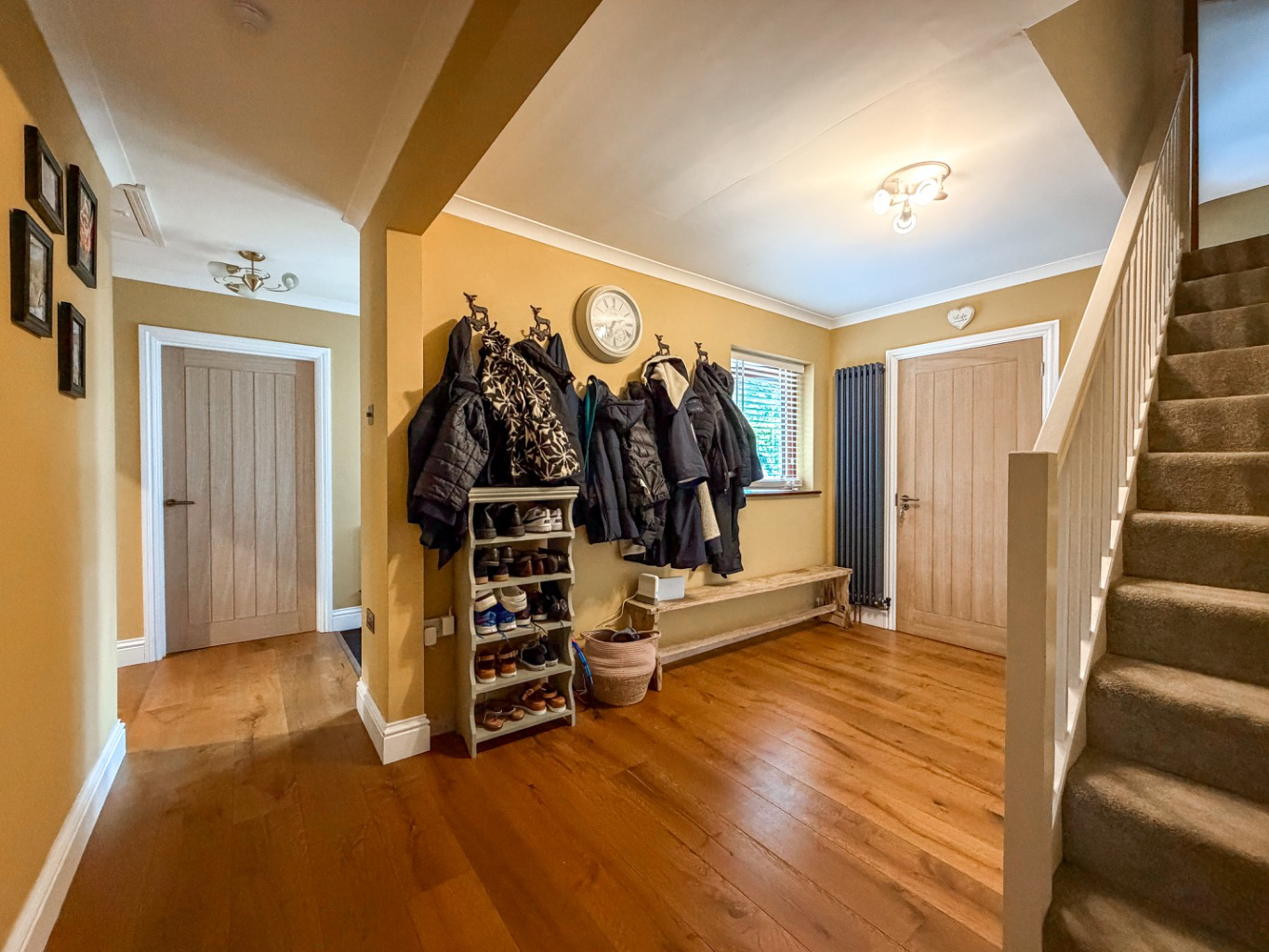 Gulval, Spacious home on generous corner plot, photo 4