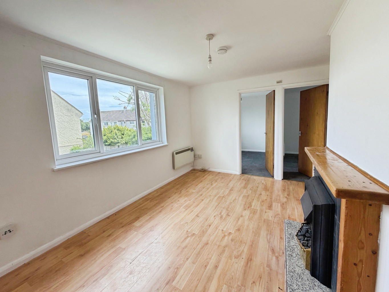 Mawgan, First floor flat with no onward chain, photo 5