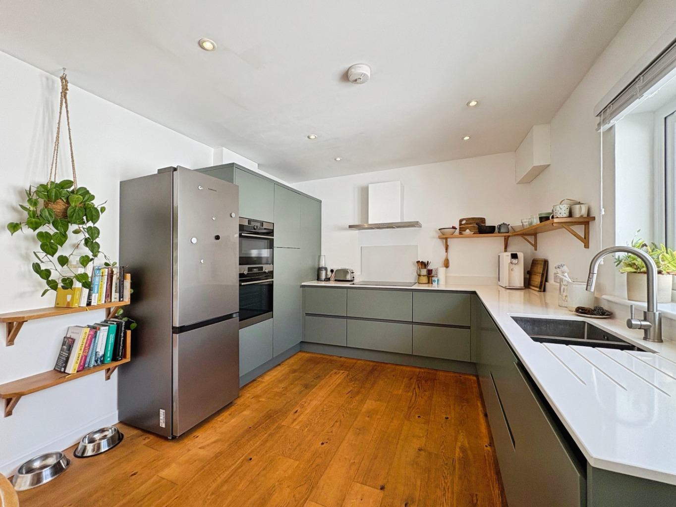 Porthleven, Large detached family home, photo 2