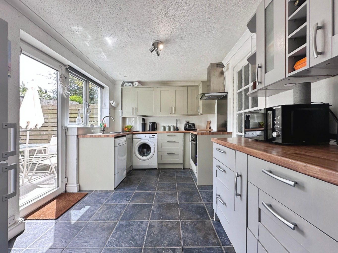 Helston, Ideal family home, photo 2