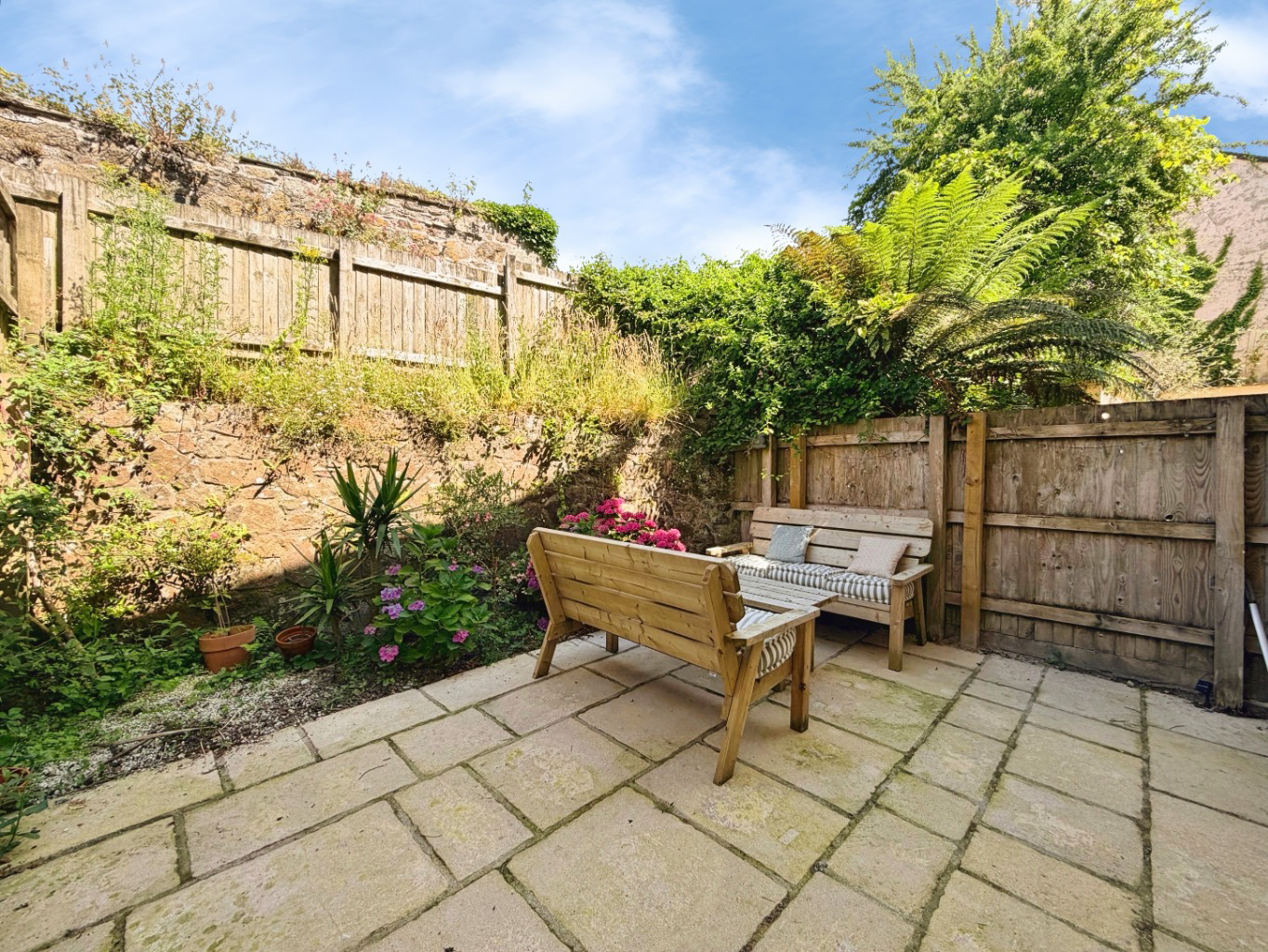 Helston, Ideal family home moments from town, photo 20