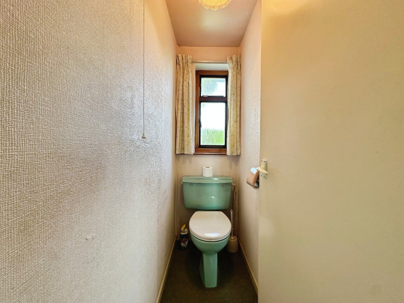 Kuggar, Detached bungalow with potential and no chain, photo 10