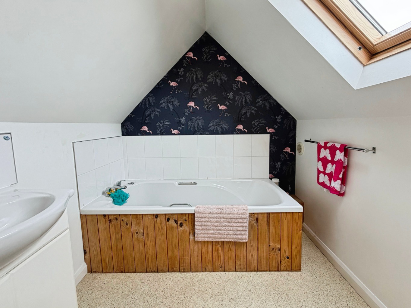 Helston, Spacious four bed family home, photo 20