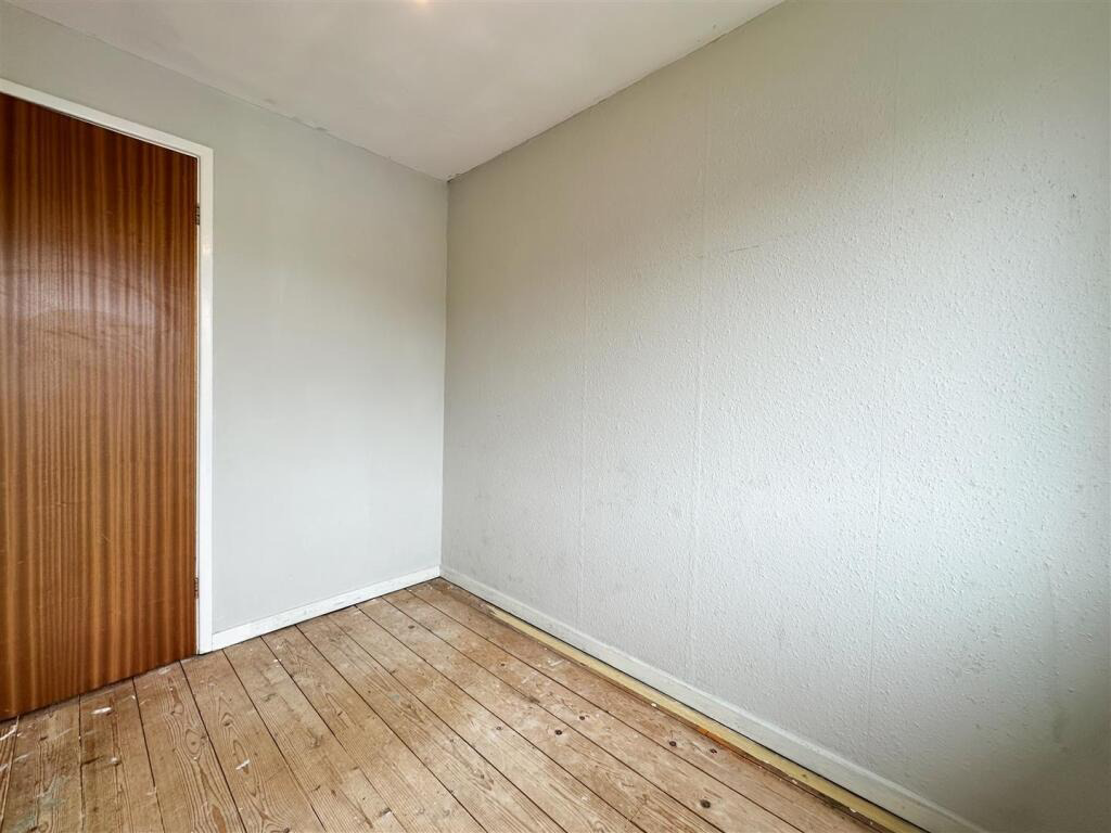 Porthleven, Three bed home with potential, photo 14