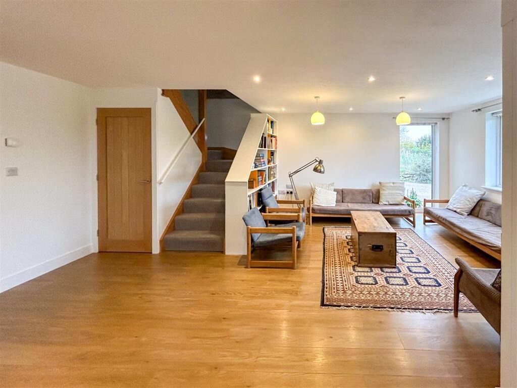 Large detached family home, Hayle Road, Nancegollan, photo 4