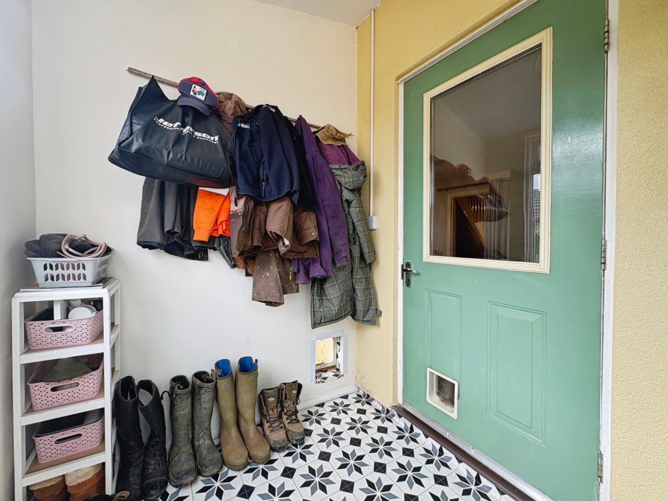 Helston, Ideal first home, photo 4