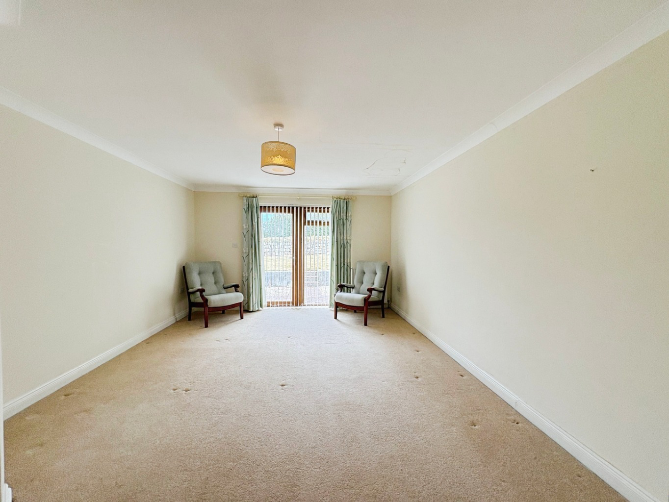 Townshend, Spacious bungalow on generous plot, photo 12