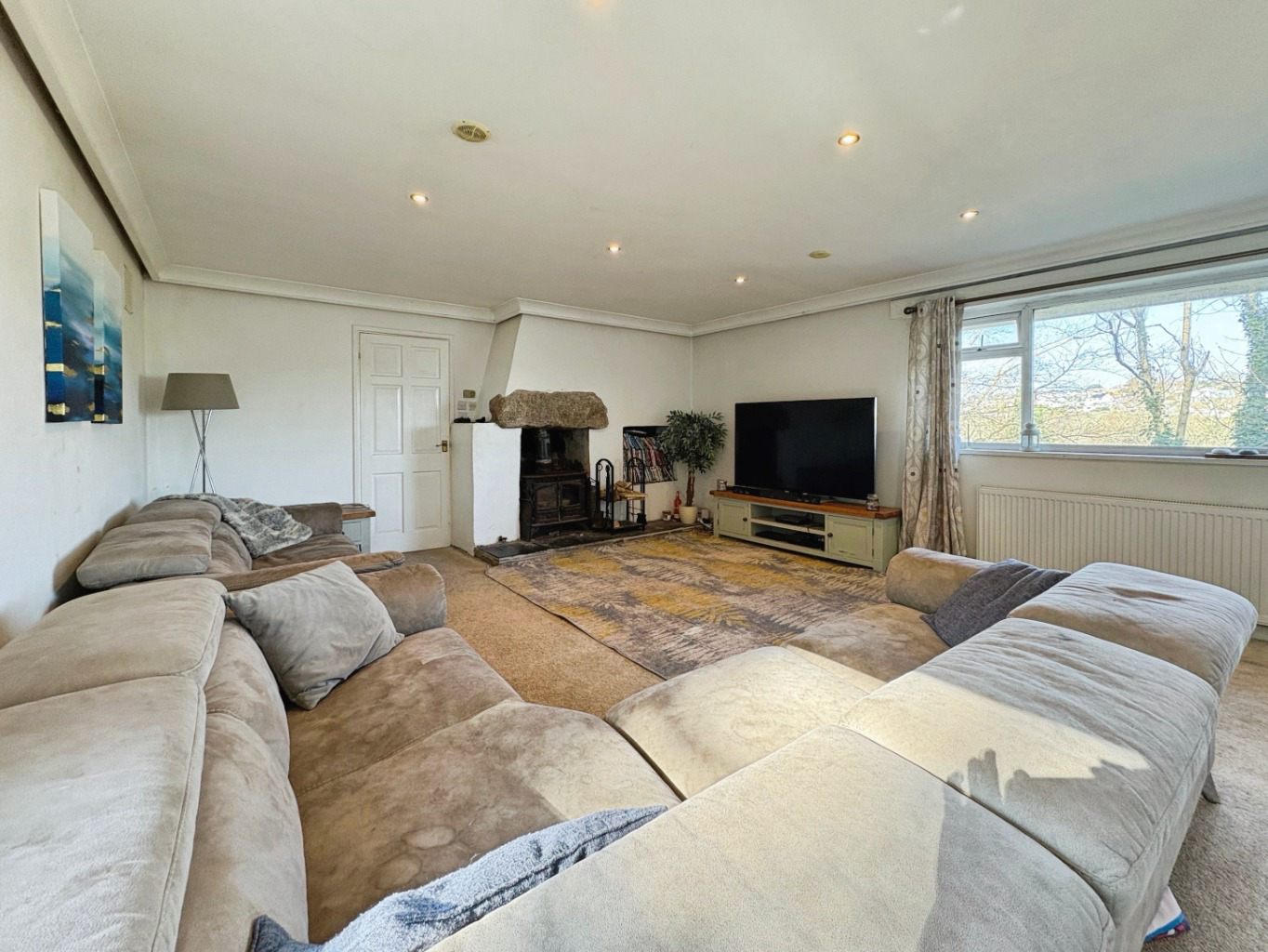 Helston, Spacious property set within approximately 3 acres, photo 6