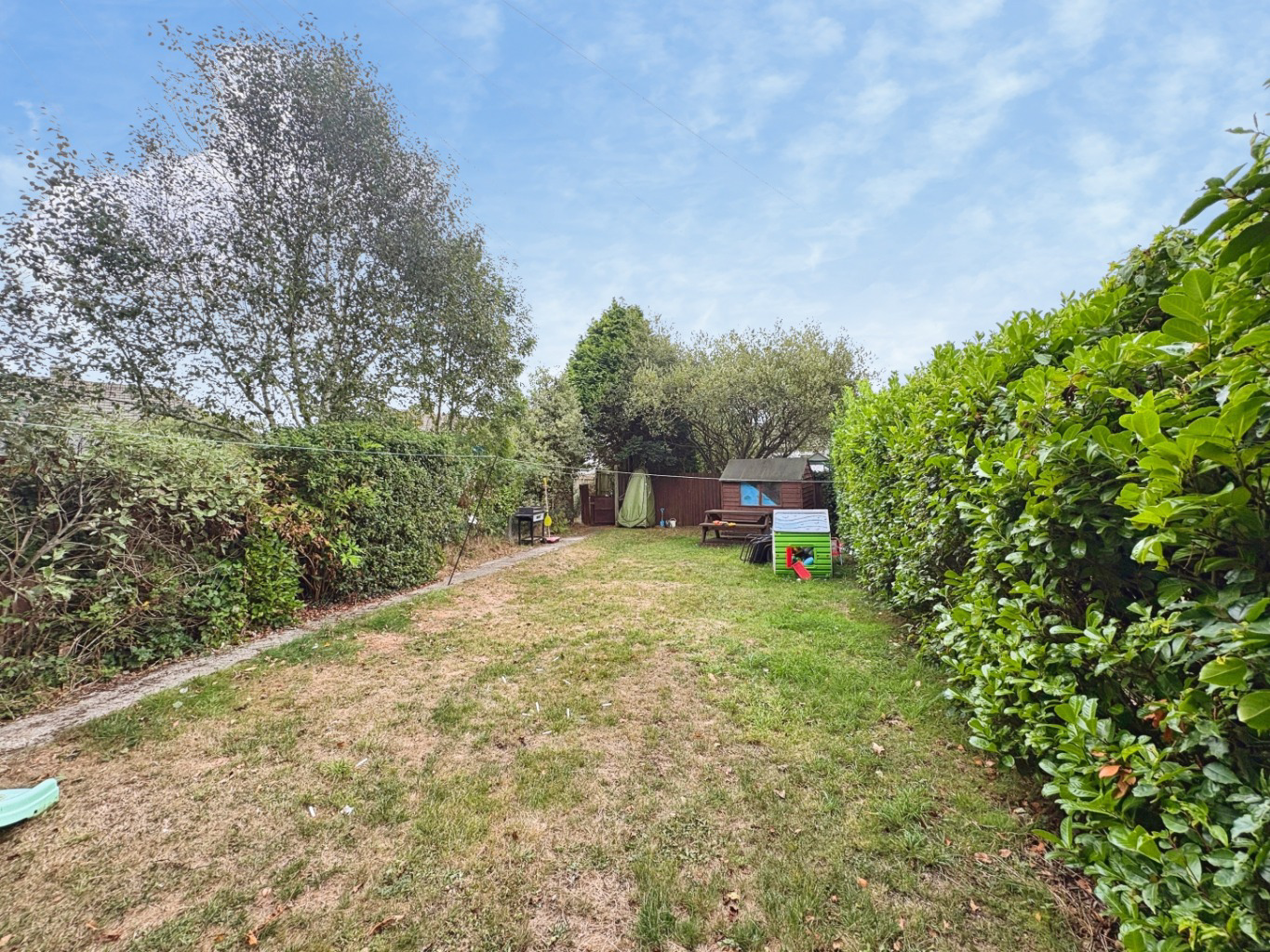 Helston, Ideal first home with garden, photo 18