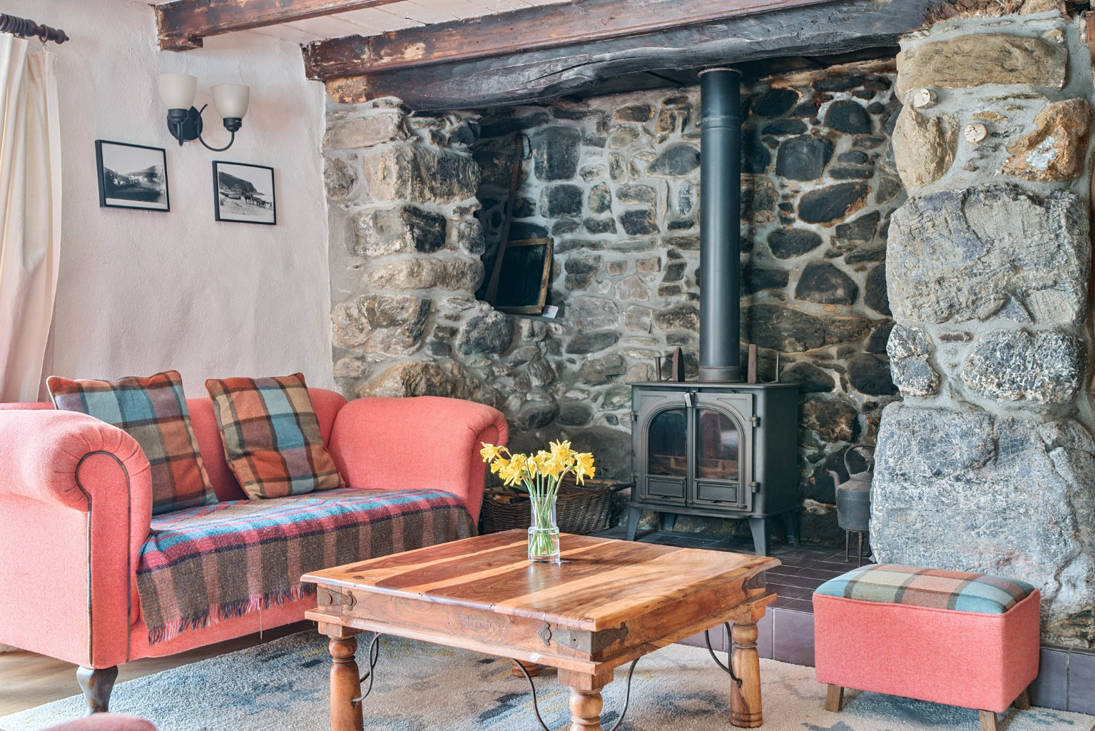 Porthallow, Home moments from the beach, photo 9