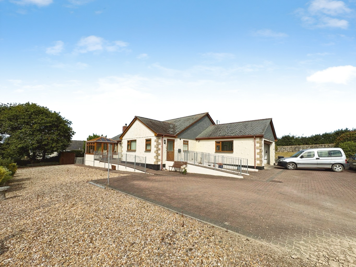 Townshend, Spacious bungalow on generous plot, photo 21