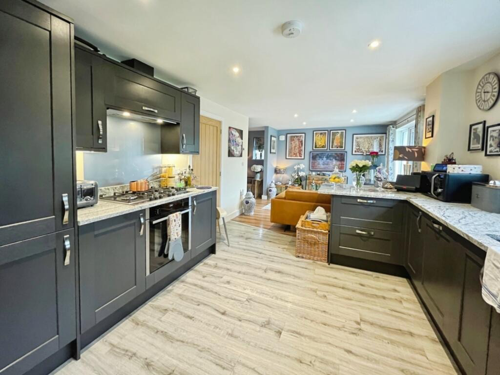 Rosudgeon, Stunning four bed home, photo 8