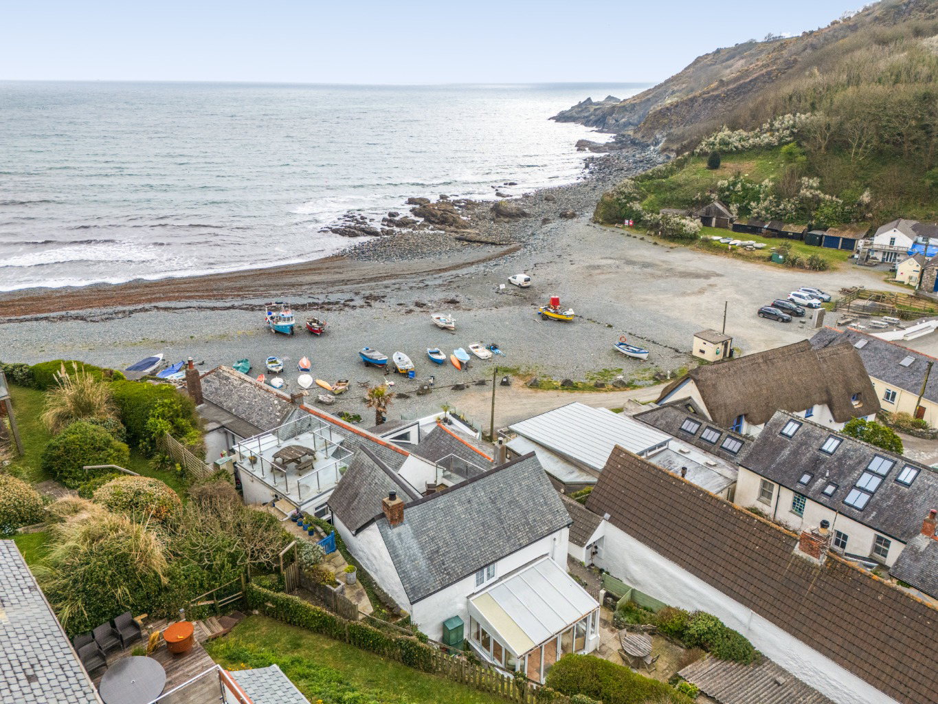 Porthallow, Home moments from the beach, photo 17