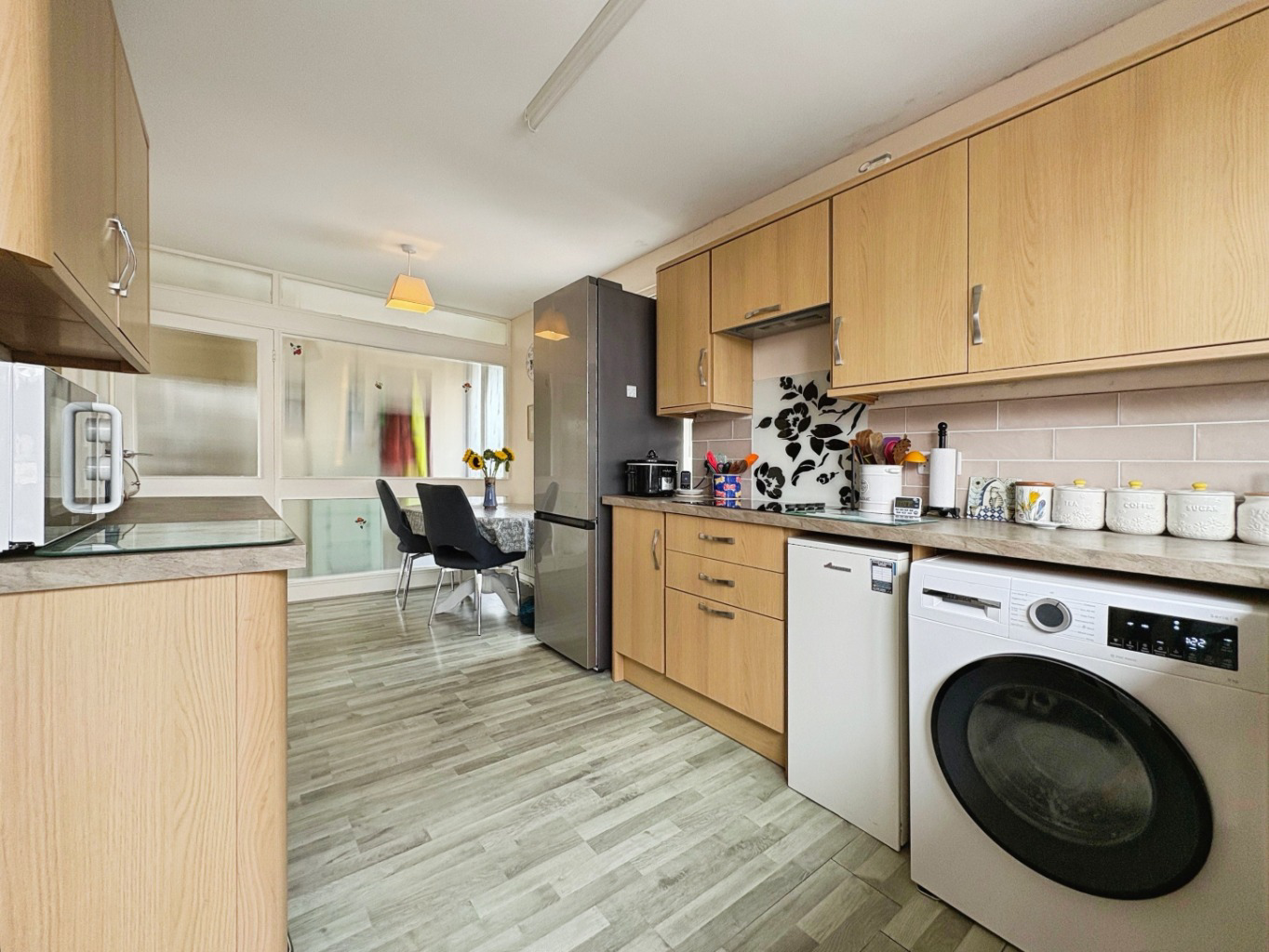 Ashton, Spacious home with generous garden, photo 5