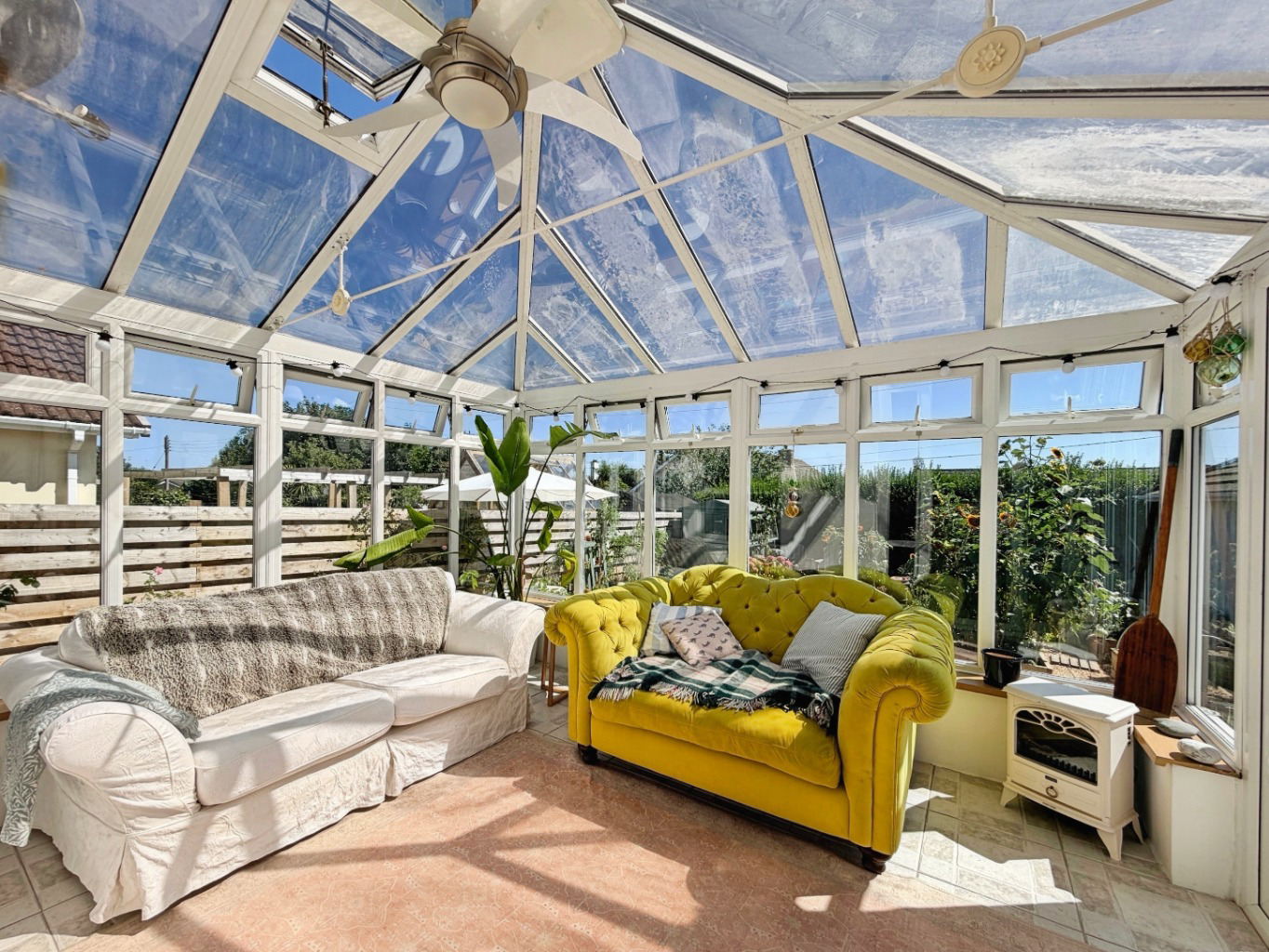 Helston, Impressive detached family home, photo 2