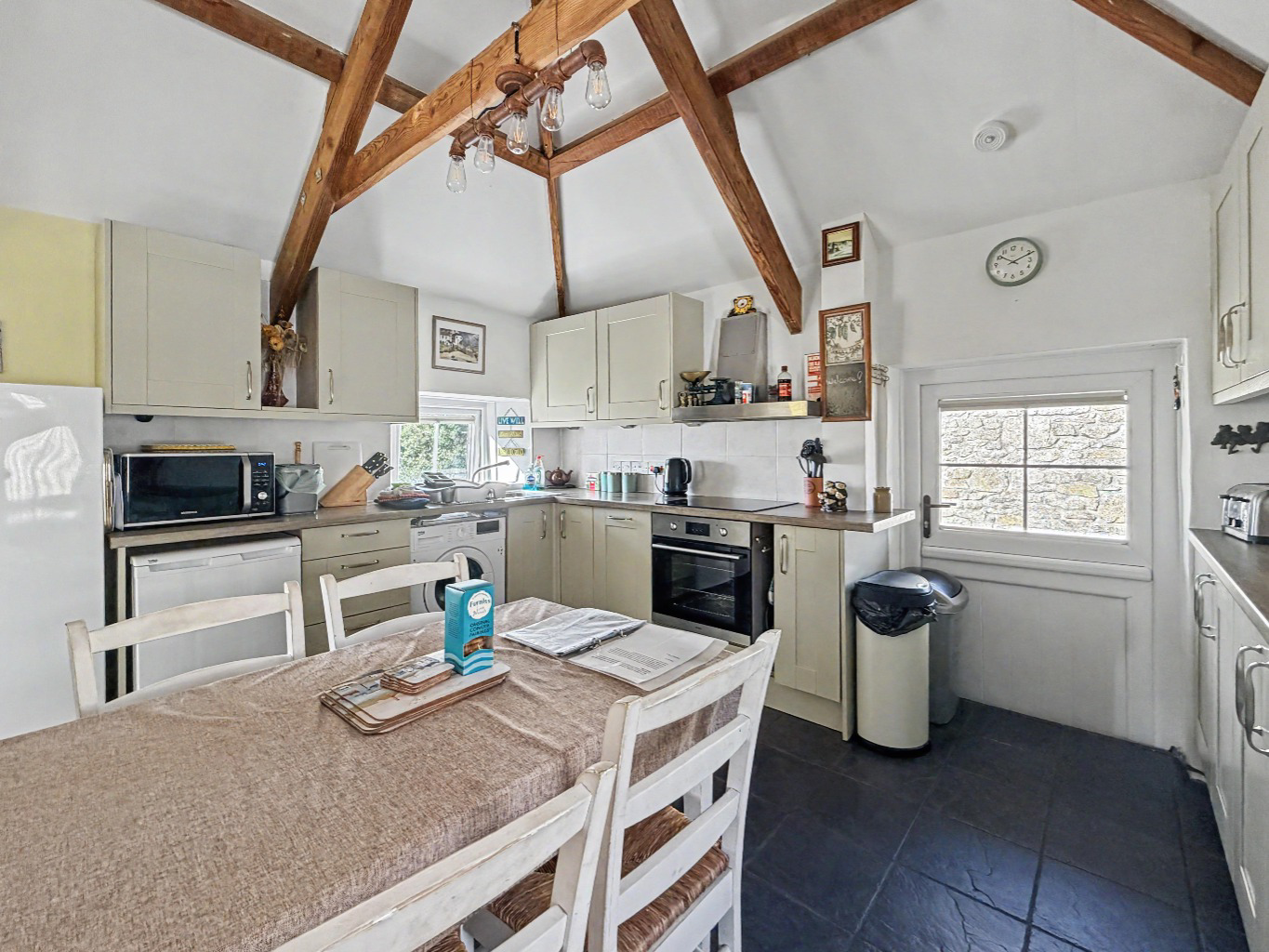 Coverack Bridges, Beautiful three bed barn conversion, photo 7
