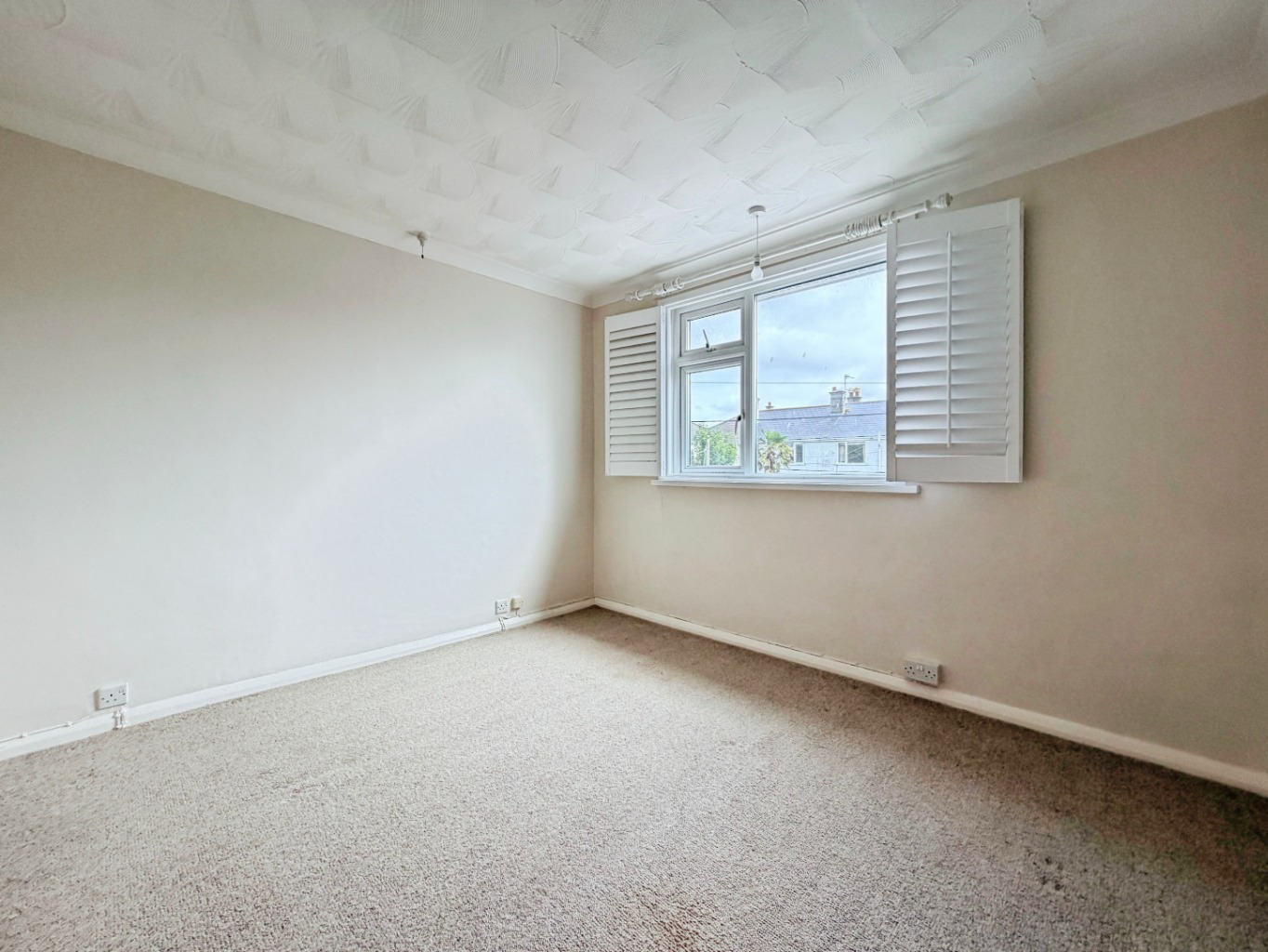 Long Rock, Three bed home with great potential, photo 14