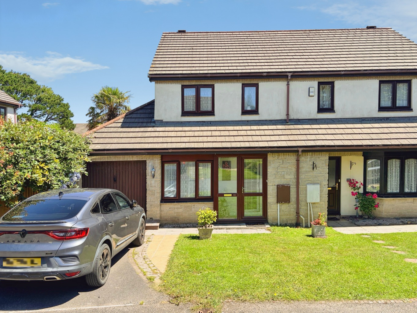 Helston, Two bed home close to local amenities