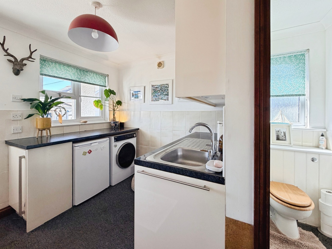 Helston, Impressive detached family home, photo 10