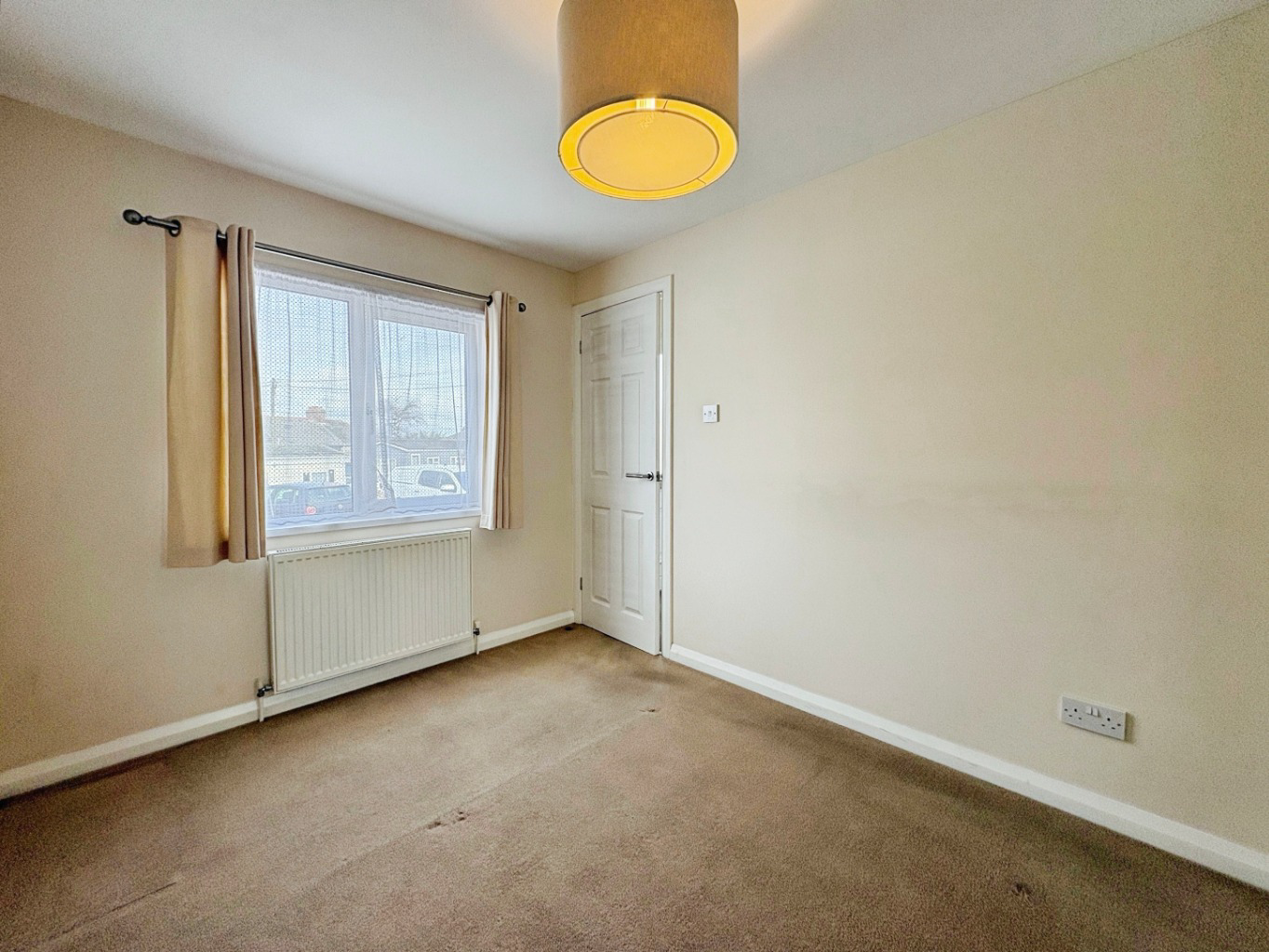Helston, Park home with no onward chain, photo 6