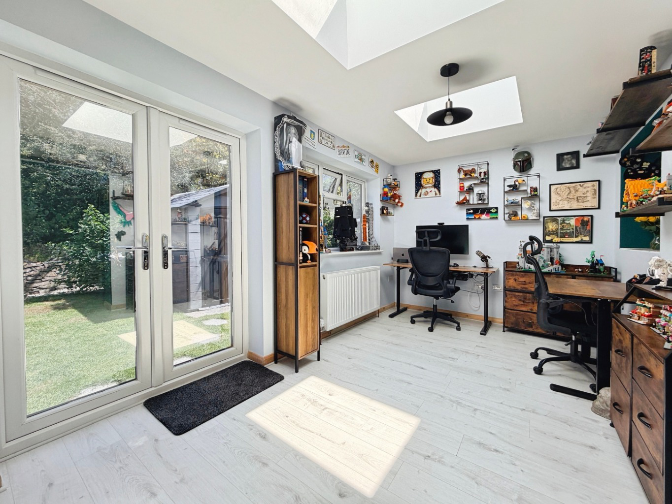 Helston, Spacious and flexible home, photo 3