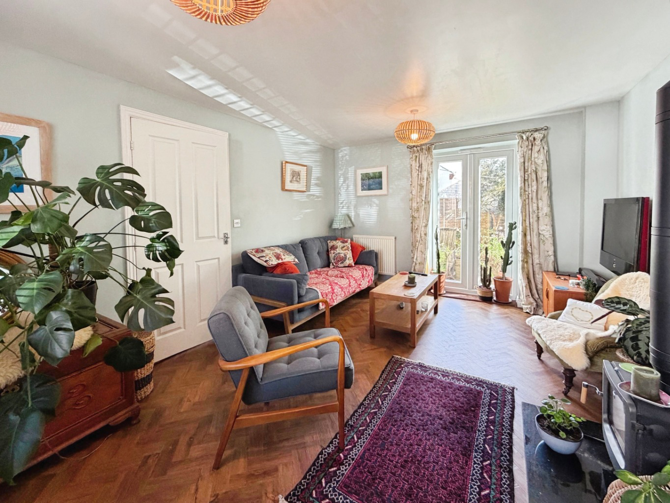 Helston, Deceptively spacious home, photo 10