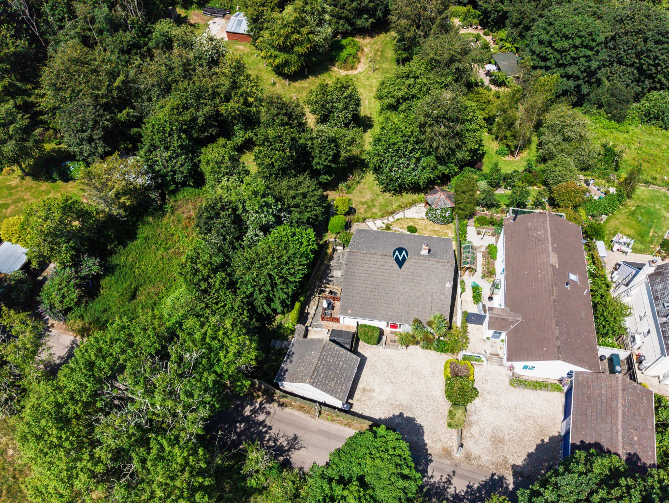 Godolphin Cross, Spacious family home within a generous plot, photo 12