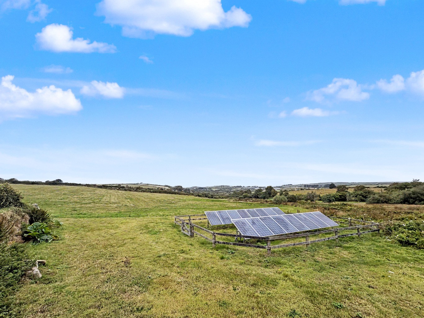 Black Rock, Beautiful barn conversion with approx 2 acres, photo 8