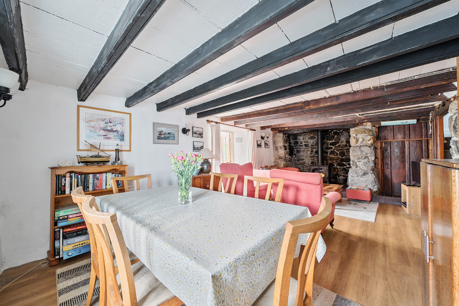 Porthallow, Home moments from the beach, photo 7