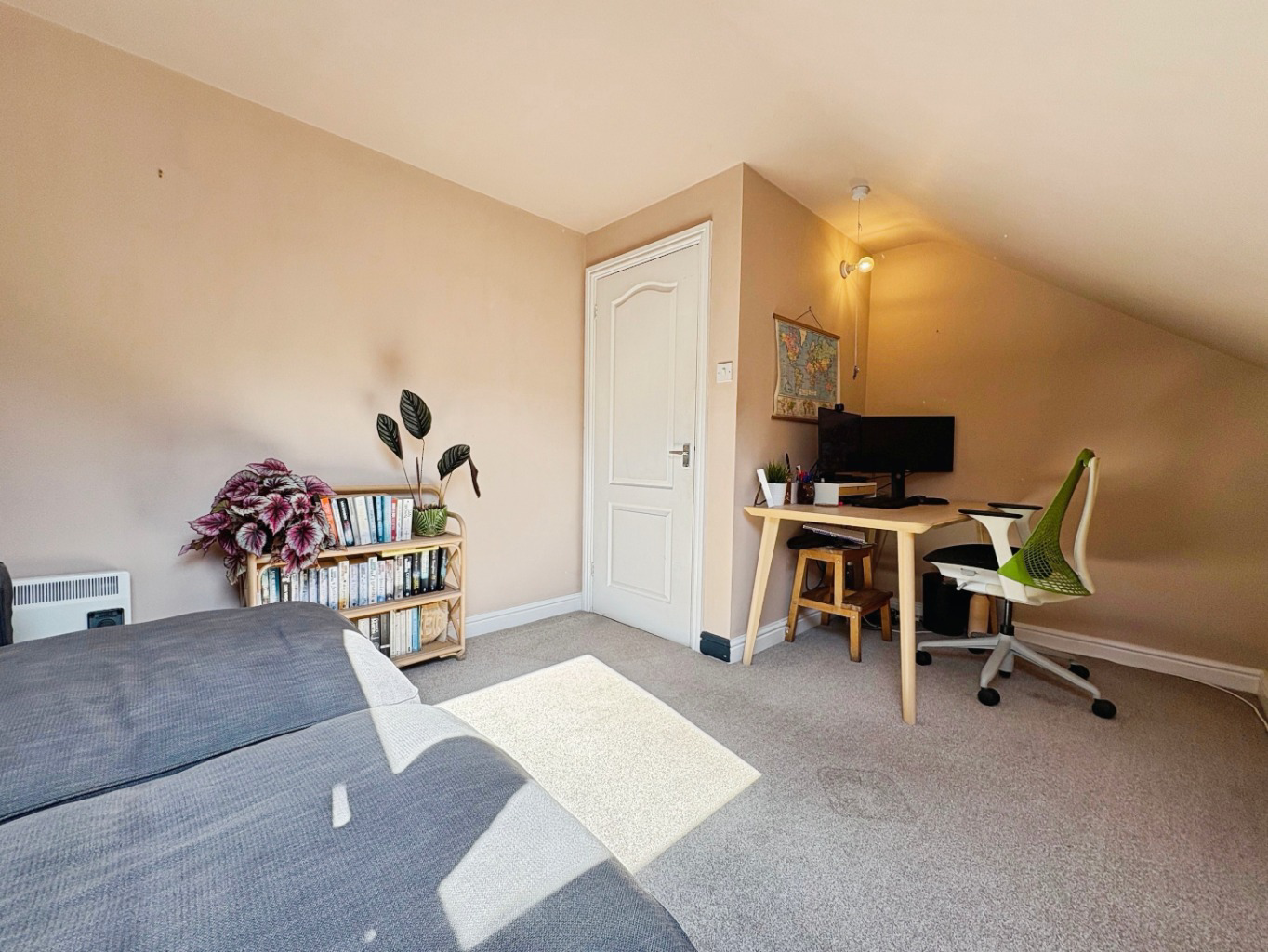 Swanpool, Spacious Maisonette close to the beach, photo 14