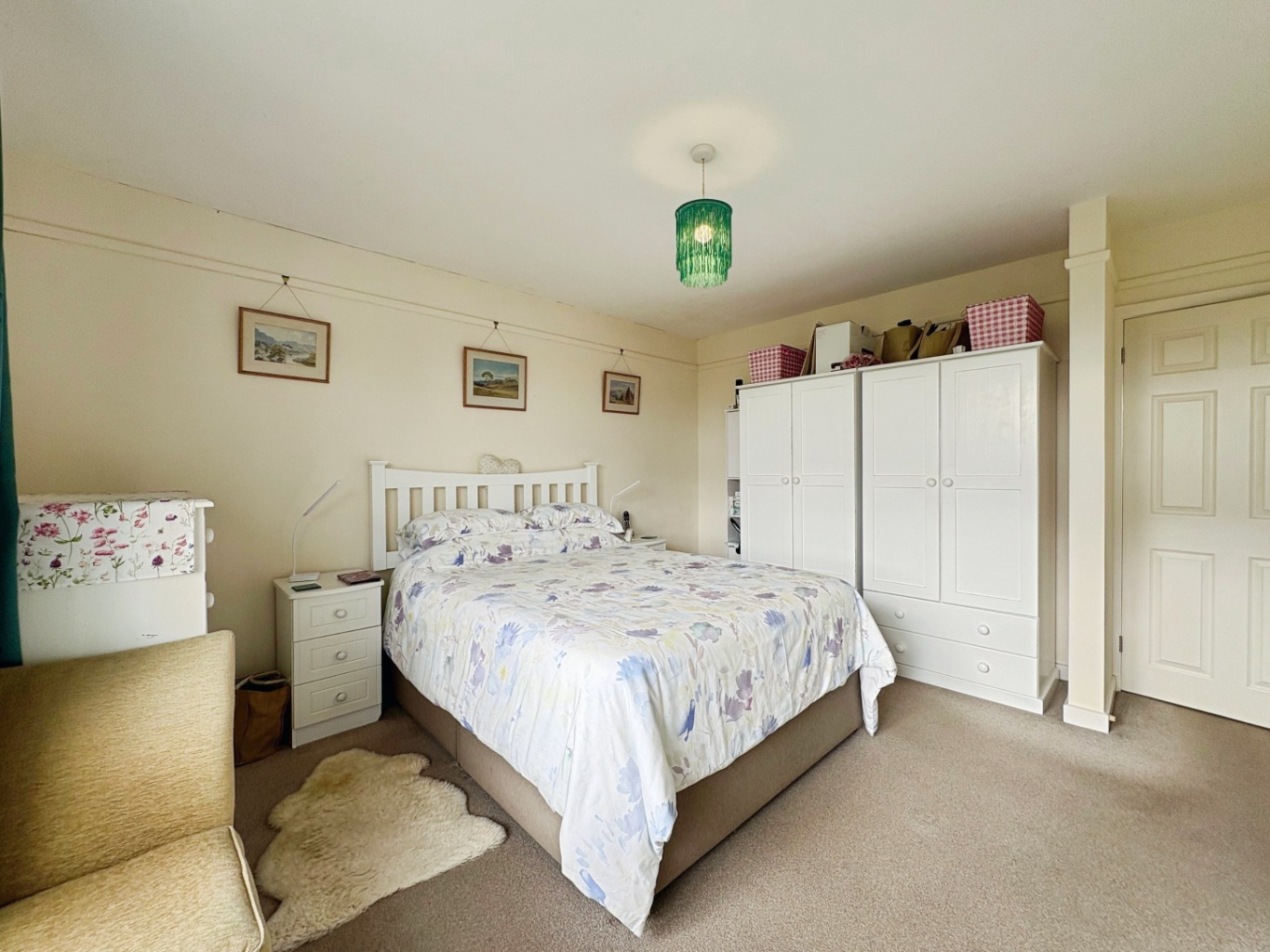 Ashton, Spacious home with generous garden, photo 9