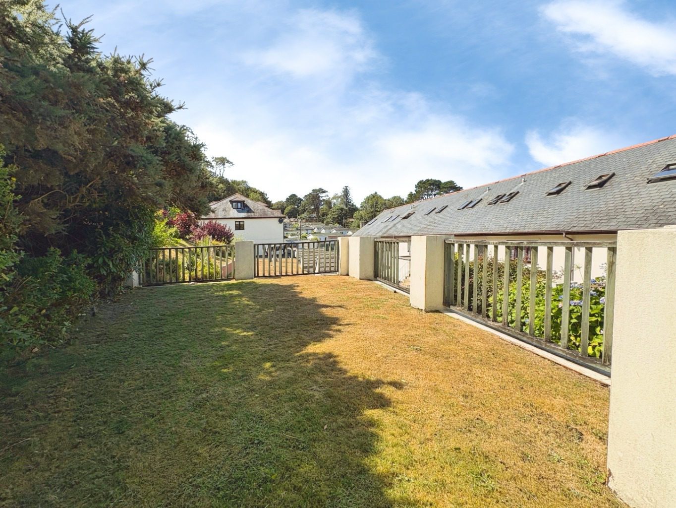 Swanpool, Spacious Maisonette close to the beach, photo 15
