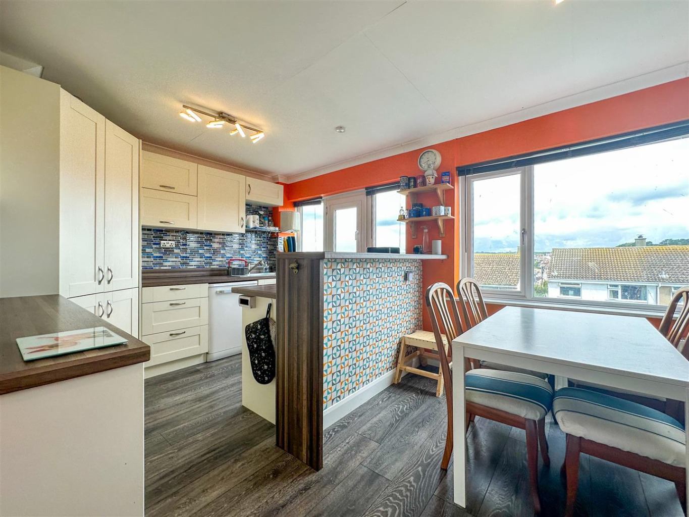 Porthleven, Three bed family home, photo 6