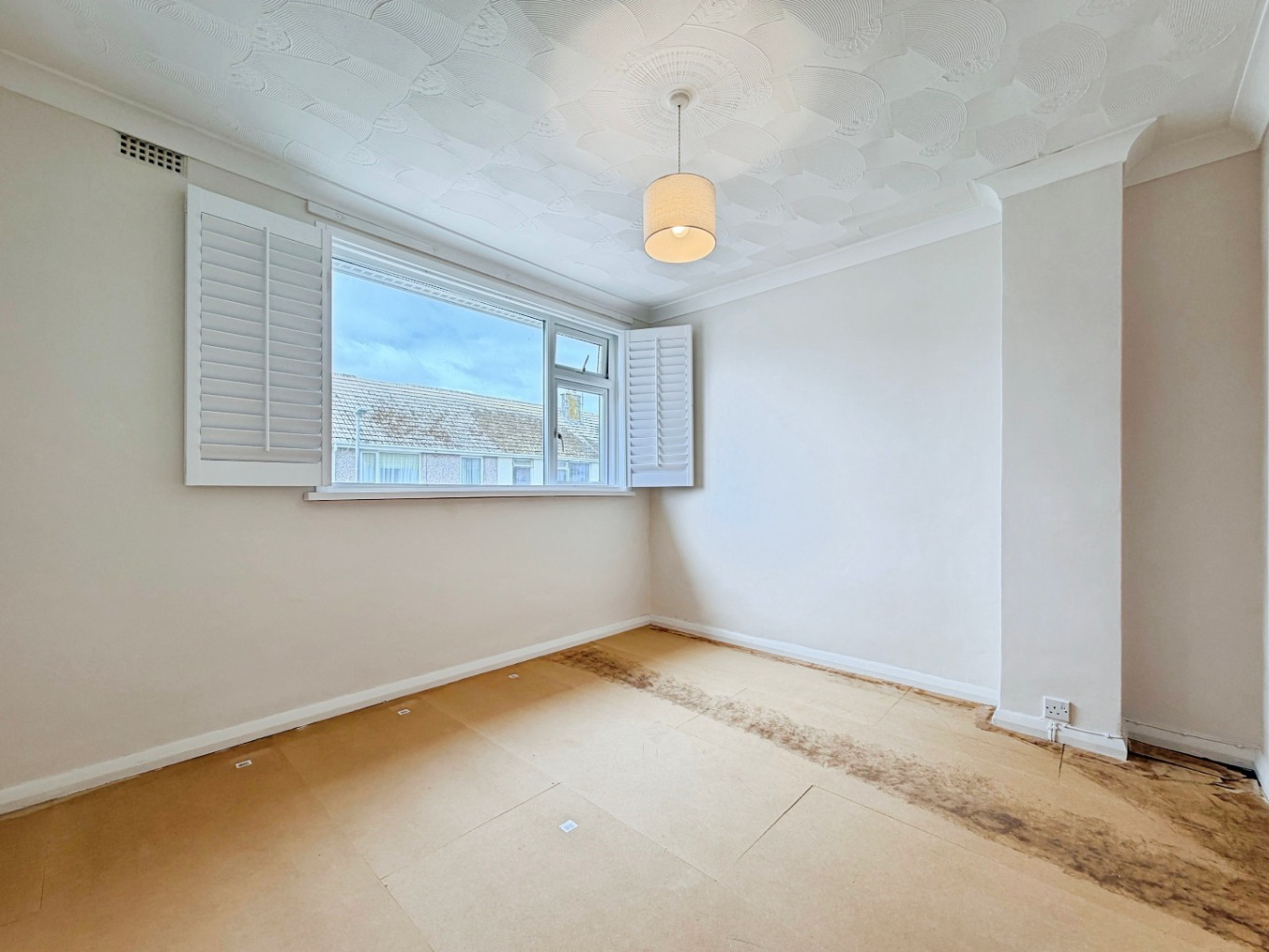 Long Rock, Three bed home with great potential, photo 13